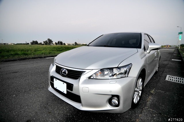 CT200H 簡單開箱照XD