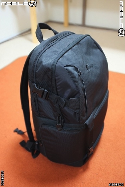 [分享] 相機包 Lowepro - DSLR Video Fastpack 250AW