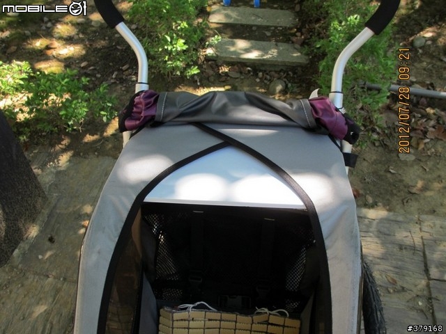 實用多功能幸福加拿大推車Chariot Cougar 一家人的移動幸福~~
