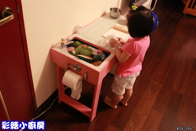 [ 硬漢工作室 ] 彩繪小廚房