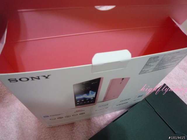[開箱] Sony Xperia SL淺粉色炫目粉 [2012.09]