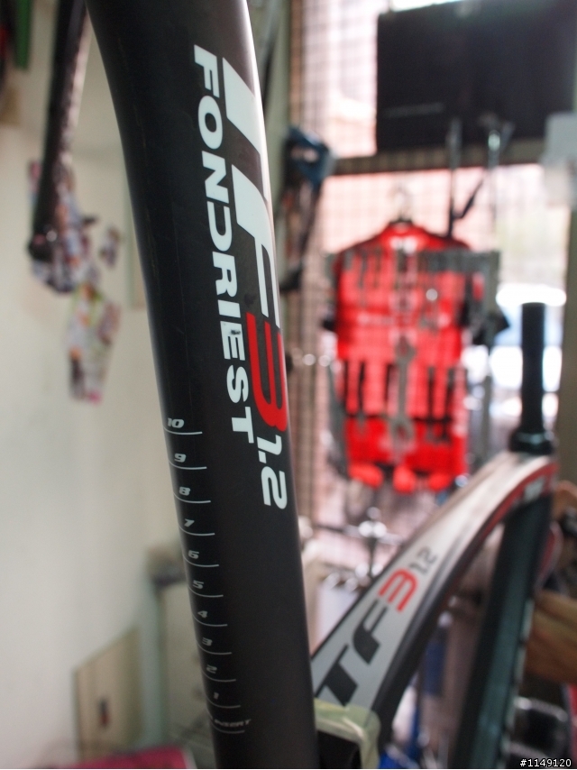 我朋友敗家我很可憐陪他敗家FONDRIEST TF3 & R10 開箱文 0916第2級更新