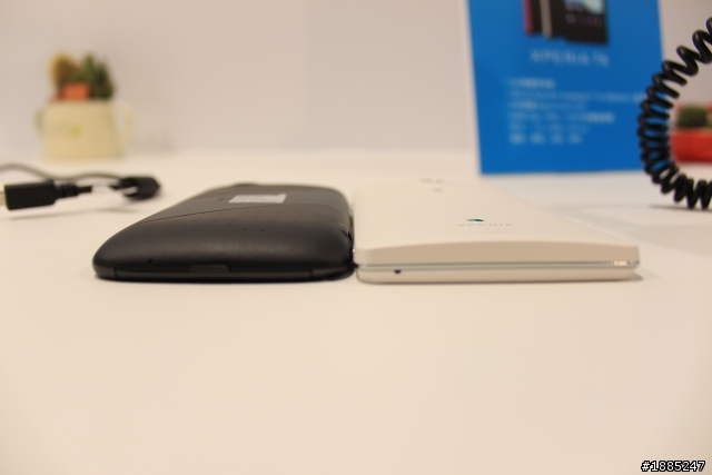 SONY XPERIA專注完美近乎苛求