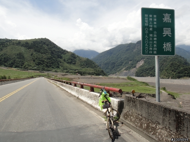 小折挑戰台灣屋脊，2012中央山脈極致挑戰 ( 大三P完成， 全文畢 )