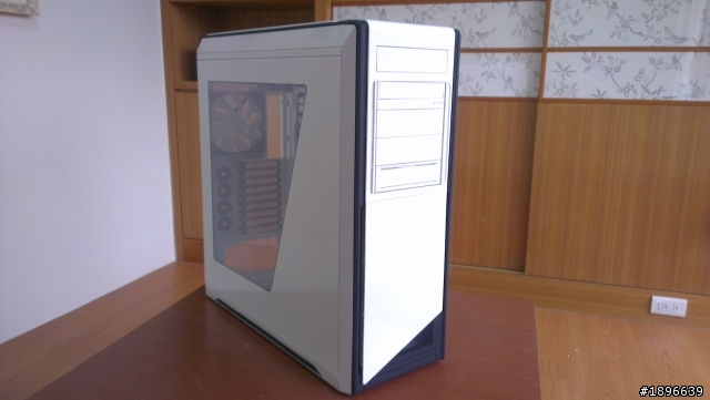 AeroCool DS MATX小主機開箱。