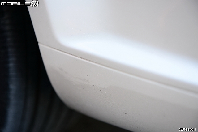 白色車萬歲：只是需要常洗車，感覺很累！