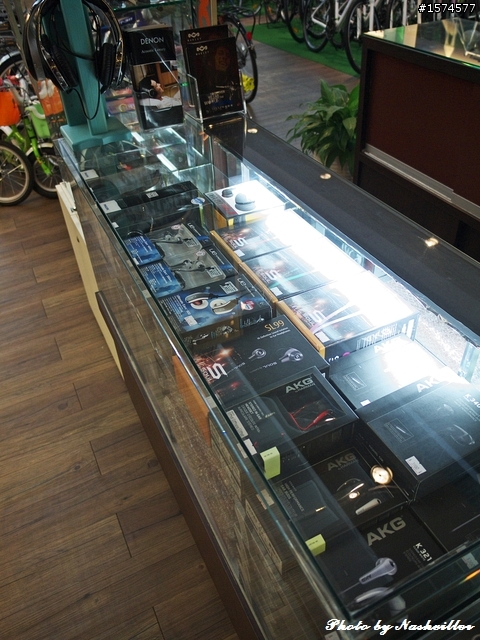 中壢神秘單車耳機店，閒聊喝咖啡好去處XD