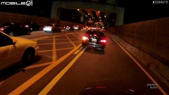 麥帥二橋排隊下基隆路很難嗎?