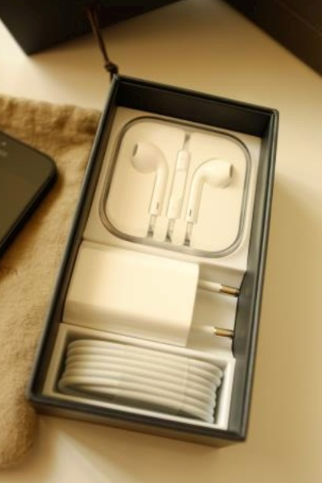 巴黎iPhone 5 開箱︿︿