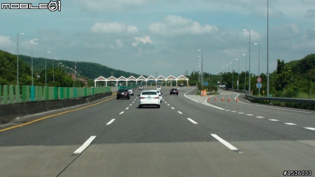 高速公路巧遇Luxgen S5車隊(Luxgen MPV實測290公里油耗插曲)