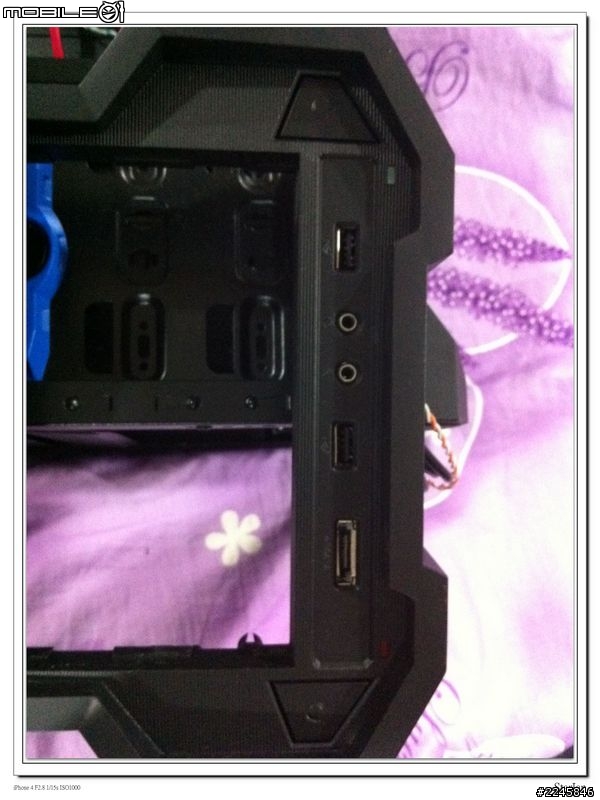Raidmax 希洛斯 HELIOS 透側黑化中塔型機殼 開箱