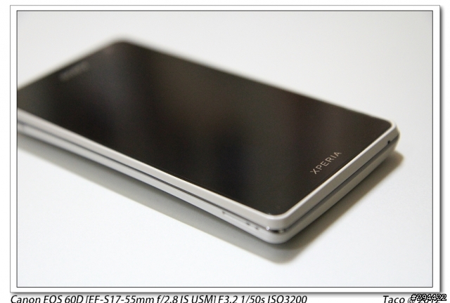 [分享] 外黑內白的 Sony Xperia Tx