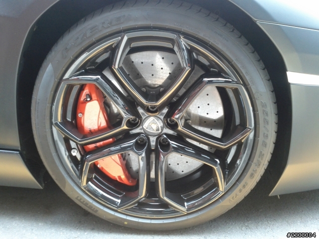 藍寶堅尼大牛消光黑Lamborghini Aventador LP700-4