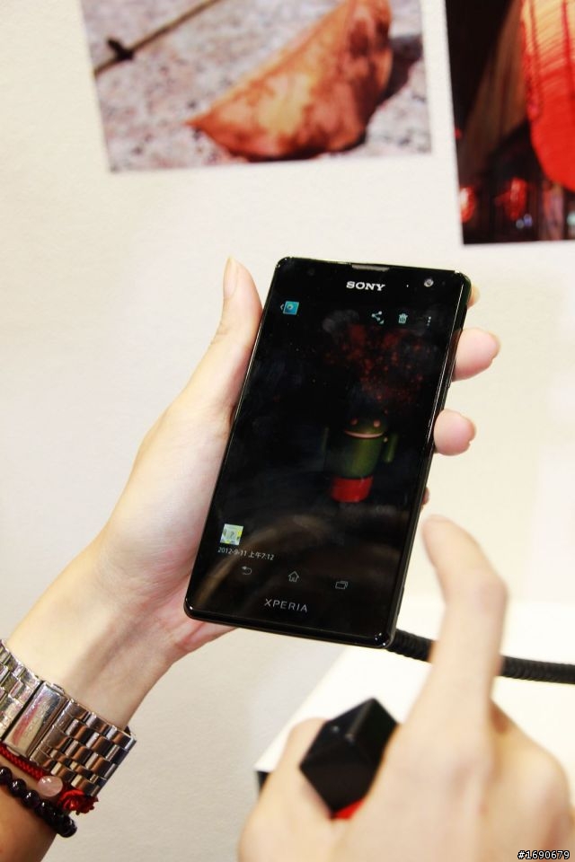[體驗文] 圖文完整版來囉~9/11 原創經典、全新進化Sony Mobile 2012旗艦新機發表會