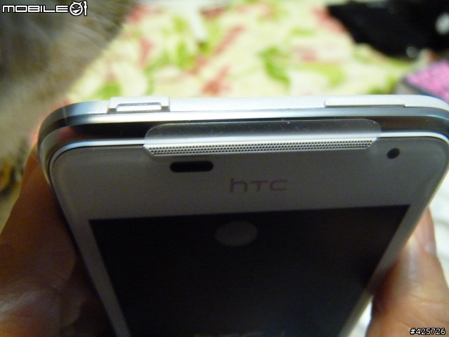HTC J (白) 不專業開箱文