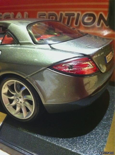 「開箱」Maisto Mercedes SLR McLaren