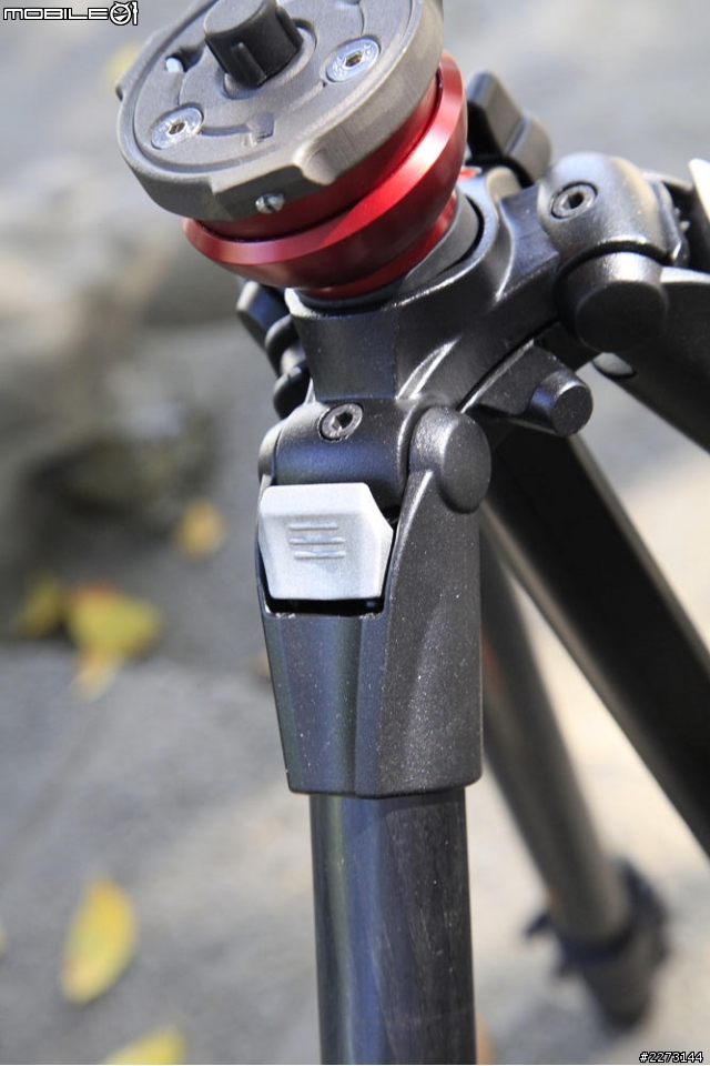 [開箱] Manfrotto 755CX3+MH055M8-Q5搭配Zeiss CP.2