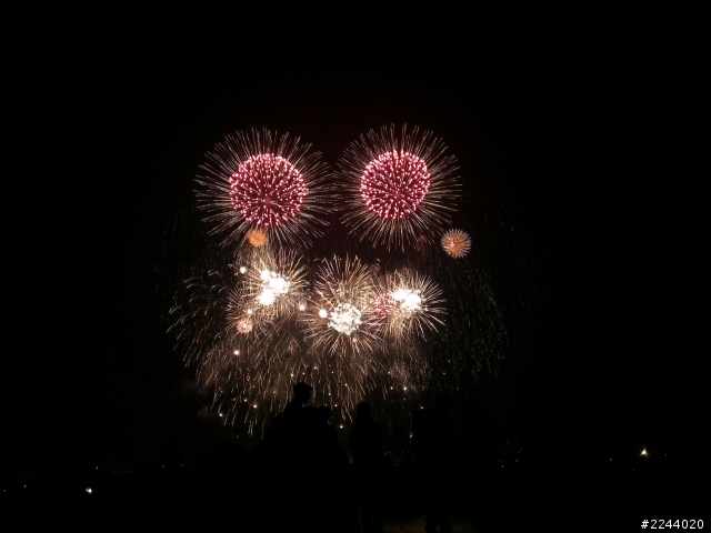 [分享]我的One X跟我一起到國慶煙火(更新10/14的煙火)