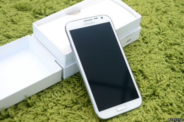 Galaxy note 2開箱試玩(落湯機篇)