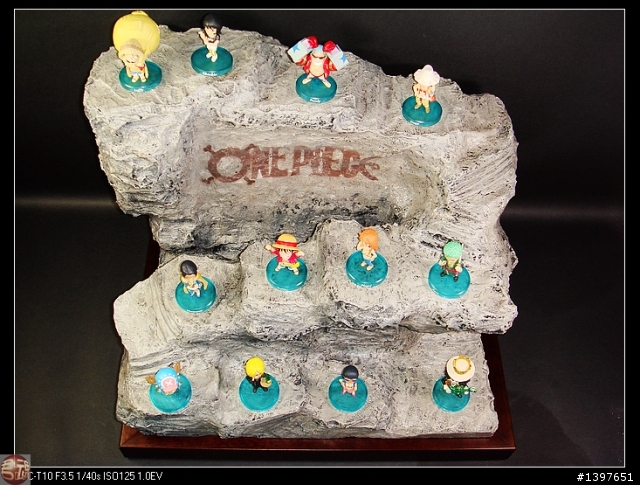 仿石造S梯形場景海賊王專屬展示台