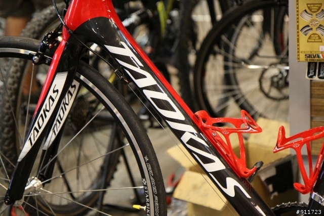 道卡斯TAOKAS STRIKER SL+STARBIKE輪組開箱 同好也一起來簽到