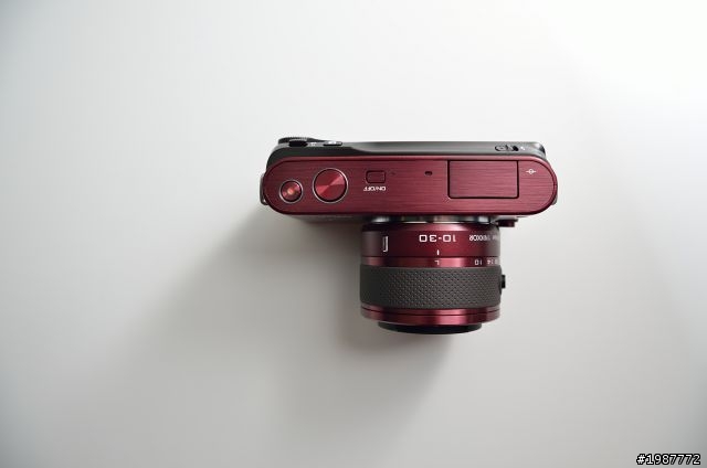 Nikon 1 J2 入手。