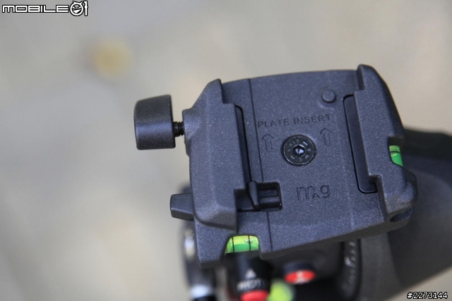 [開箱] Manfrotto 755CX3+MH055M8-Q5搭配Zeiss CP.2
