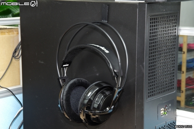 SteelSeries 1990元電競超值包！Siberia V1頭戴式耳麥+Kinzu V2光學滑鼠(寂靜黑)