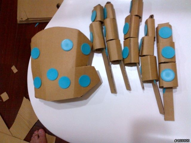 鋼鐵人 MARK VI 1:1 模型製作過程分享 – 紙箱手創 DIY