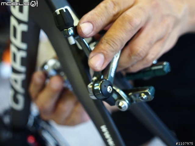 [組裝分享] 2012 Carrera Veleno ISP Road Bike……消鈦黑鷹的展翅翱翔記