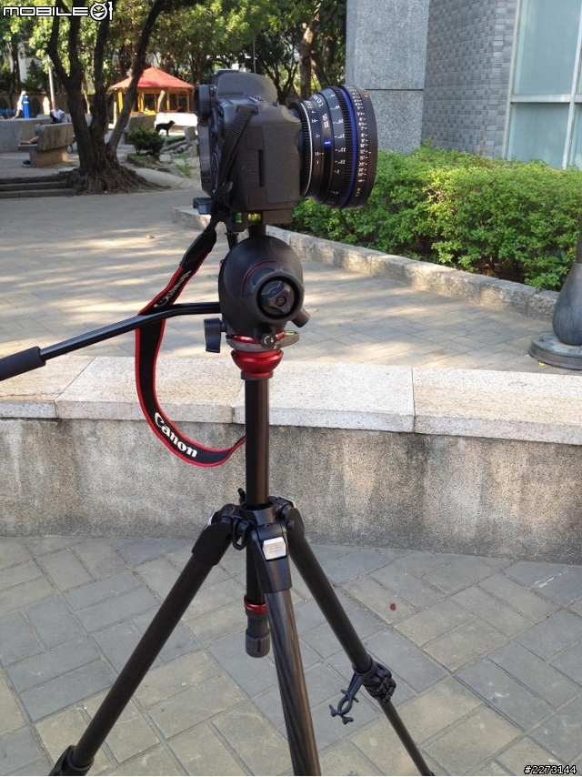 [開箱] Manfrotto 755CX3+MH055M8-Q5搭配Zeiss CP.2