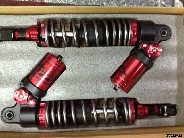 欠很久的DJ1 四代宙斯避震器 開箱文+使用感想