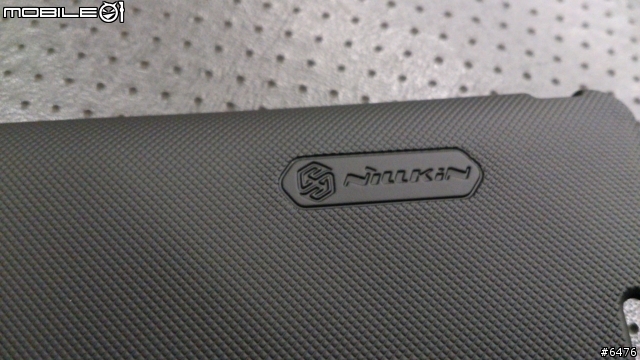「分享」新入手 XPERIA TX 硬式背殼