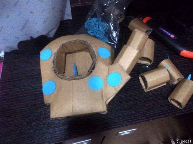 鋼鐵人 MARK VI 1:1 模型製作過程分享 – 紙箱手創 DIY