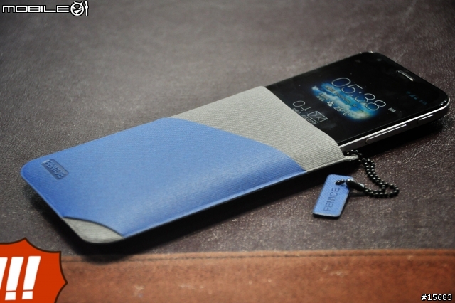 ２０１２－１０－２７更新！！！異種皮套移植！！ PadFone2衣服長期分享