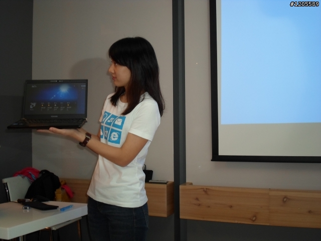 Microsoft 觸控滑鼠及新款鍵盤體驗分享