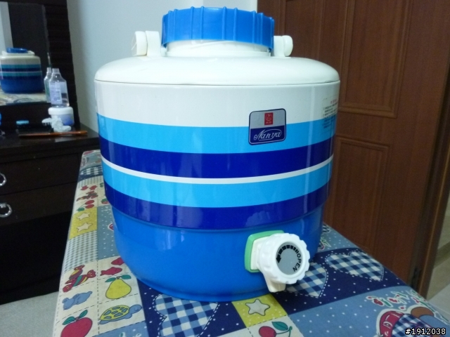 保溫瓶變色？？