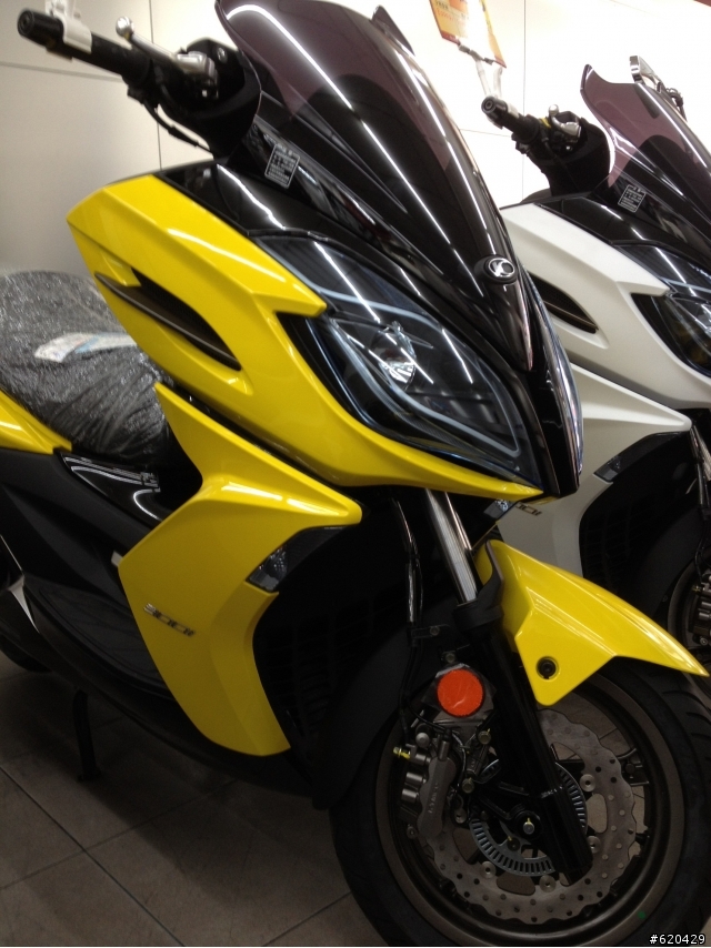 光陽 K-XCT300 消光藍好迷人!!