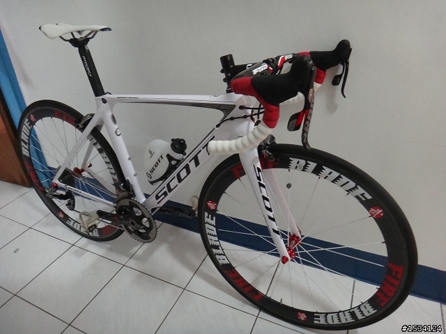 應該是全台首發的2013年  SCOTT FOIL 10