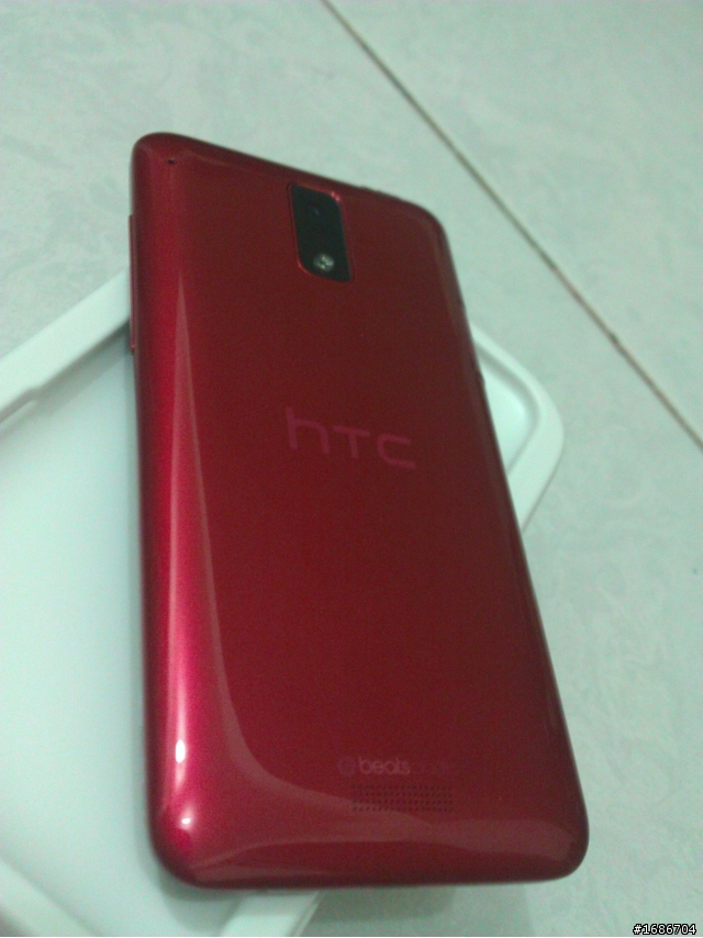 我的第一次開箱 獻給HTC J (好緊張)