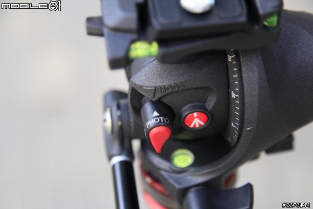 [開箱] Manfrotto 755CX3+MH055M8-Q5搭配Zeiss CP.2