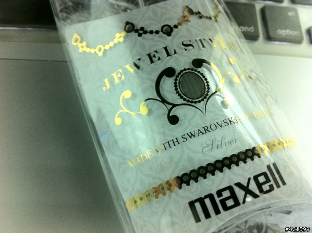 為女王而『聲』-Maxell HP-CN15 Jewel Style耳道式耳機開箱