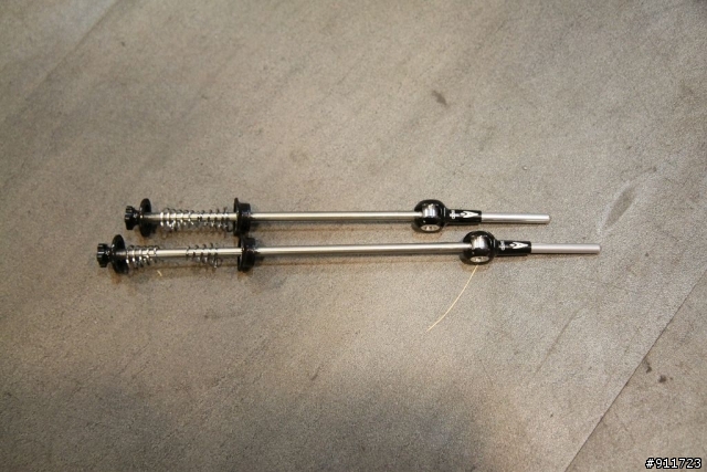 道卡斯TAOKAS STRIKER SL+STARBIKE輪組開箱 同好也一起來簽到
