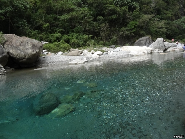 蘇蘇趣與威士巴的環島旅程