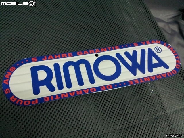 [簡單分享]RIMOWA 890.63之救命啊!箱子被鯊魚咬到了~