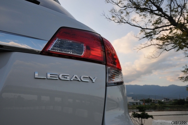 13年式legacy 2,5i wagon回家囉~~