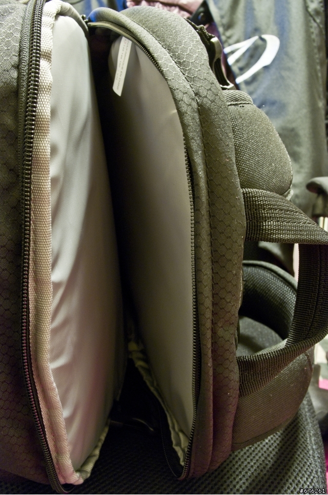 [開箱]LOWEPRO DSLR Video Pack 250 AW 不專業開箱