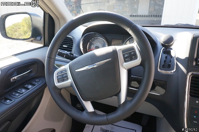 2013 TOWN & COUNTRY 開箱