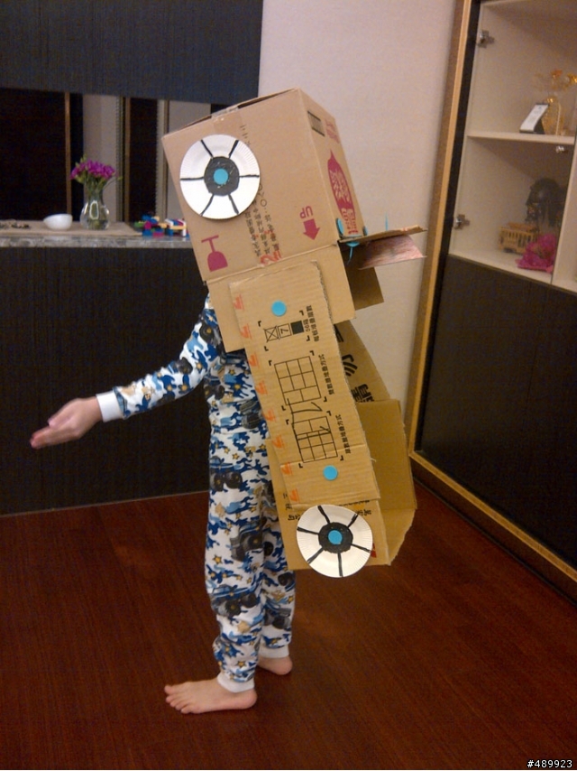 鋼鐵人 MARK VI 1:1 模型製作過程分享 – 紙箱手創 DIY