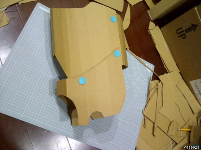 鋼鐵人 MARK VI 1:1 模型製作過程分享 – 紙箱手創 DIY